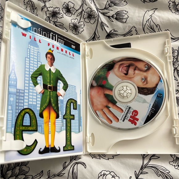 Elf Two Disc DVD Set - Picture 3 of 4